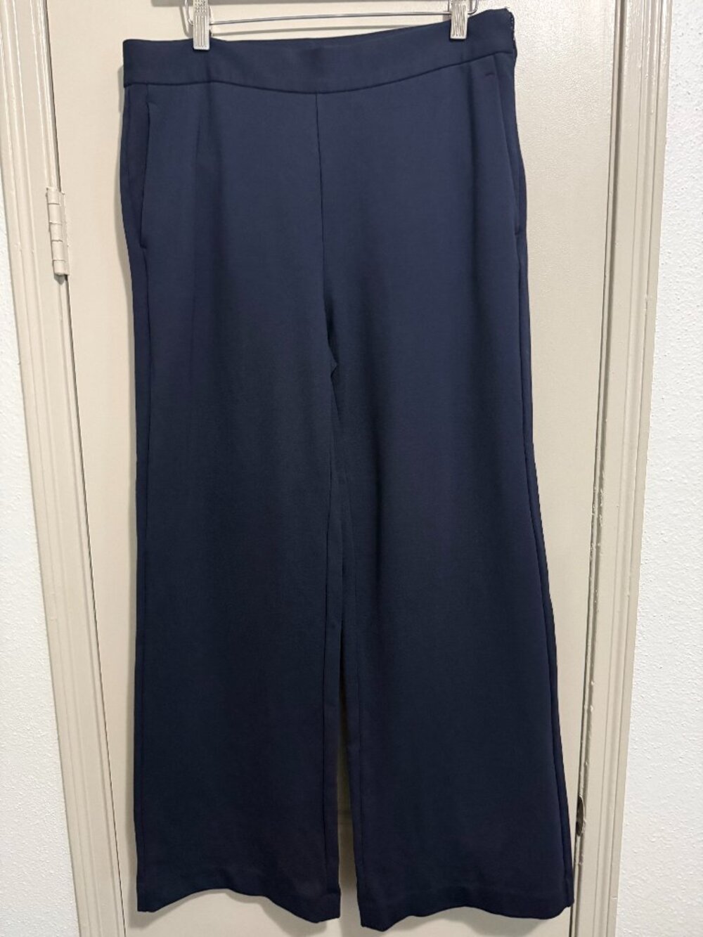 Ann Taylor Women's Black Dressy Wide Leg Pants Stretchy Work Business Size 10